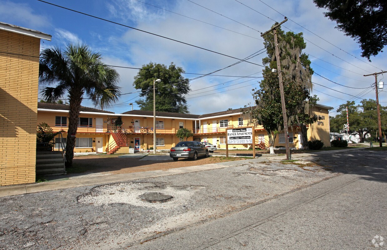 101 S Howard St, Plant City, FL 33563 Apartments in Plant City, FL
