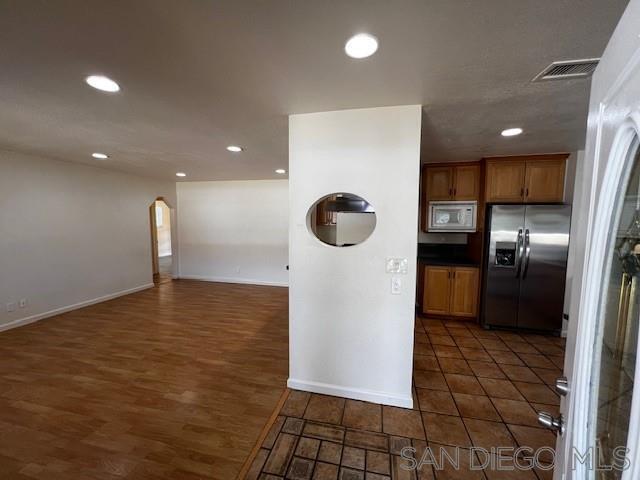 Building Photo - 10235 Buena Vista Ave