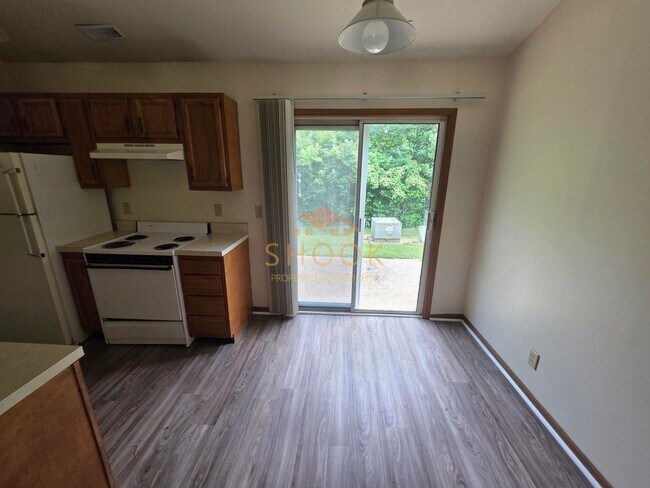 Foto del edificio - 2805/2807 Plaza Ln