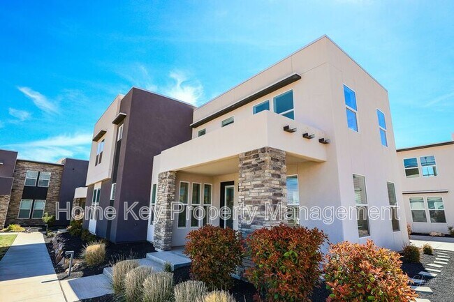 Building Photo - 5528 S Ochre Ln