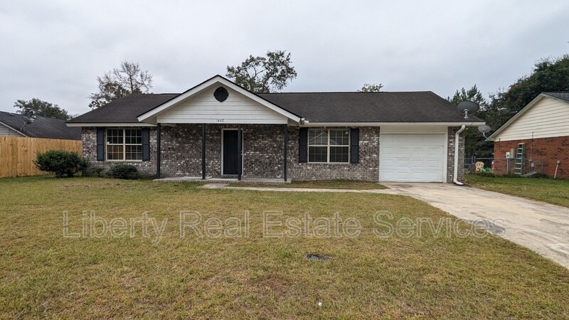 Foto principal - 1442 Enterprise Dr