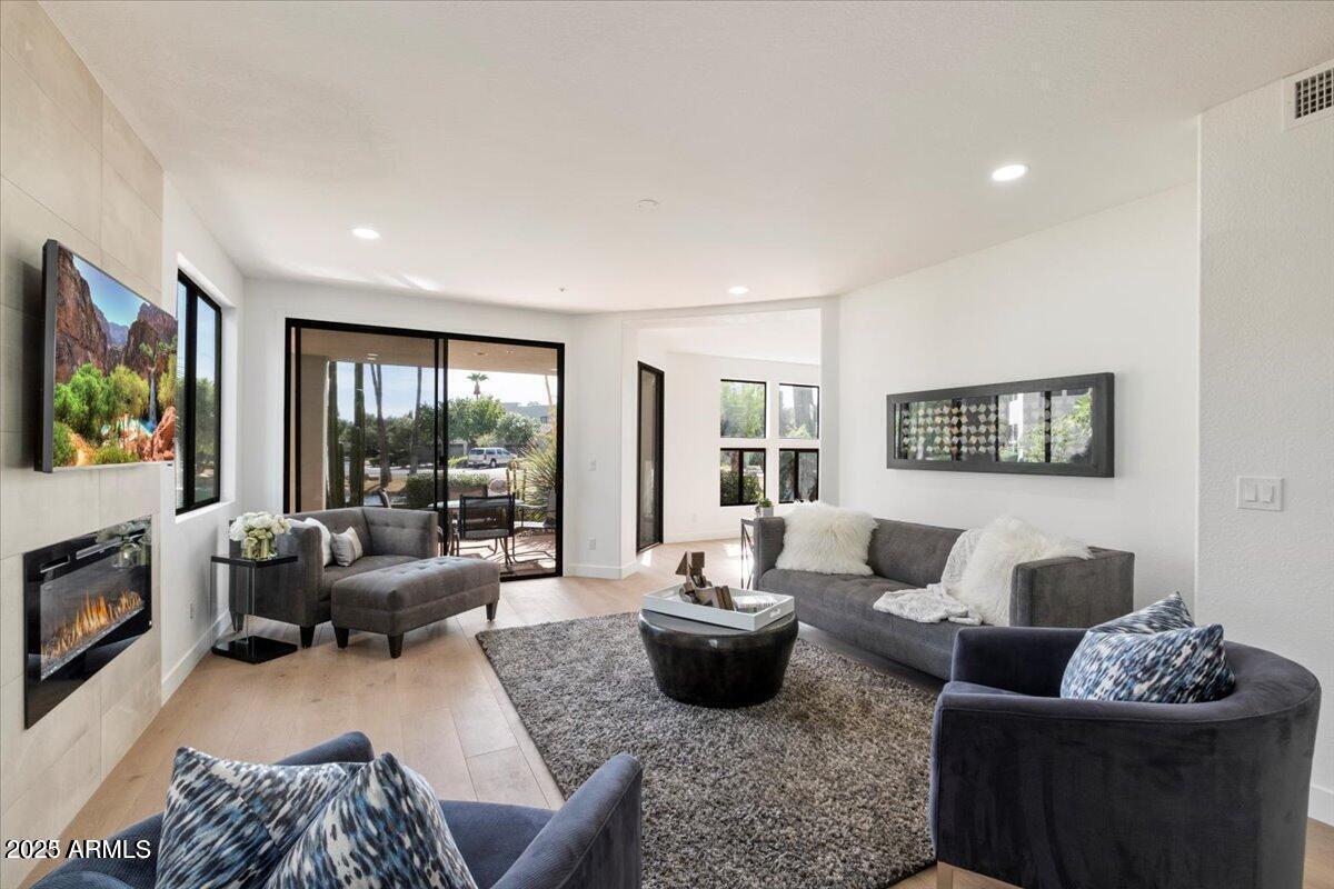 Foto principal - 7700 E Gainey Ranch Rd