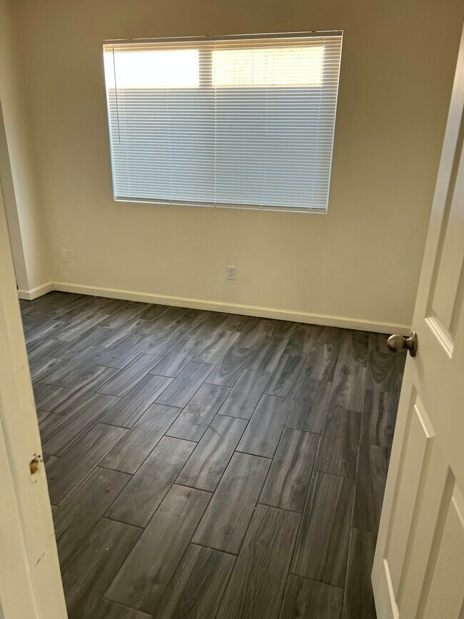 Building Photo - 8572 German Dr