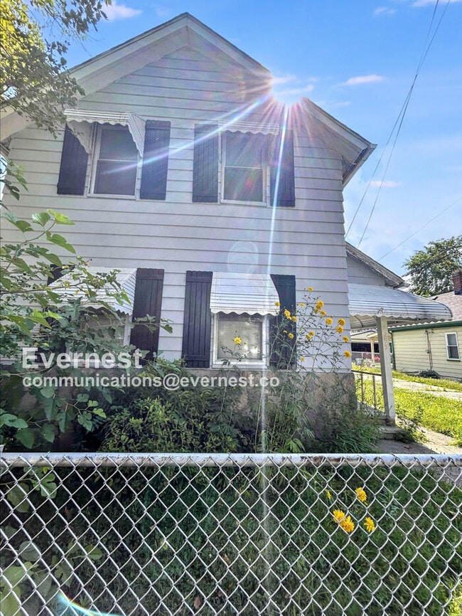 Building Photo - 3295 W 46th St
