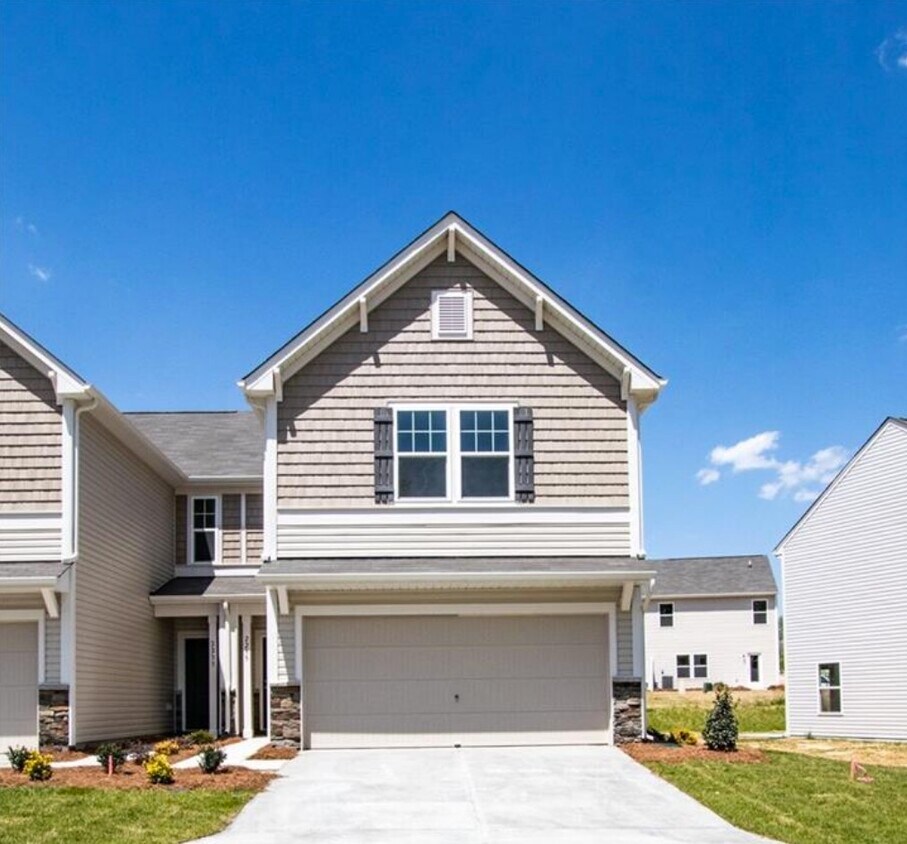 Foto principal - 2227 Owls Nest Trail