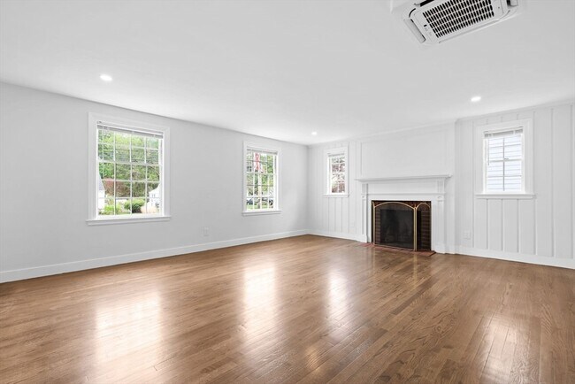 Foto del edificio - 125 Beacon St
