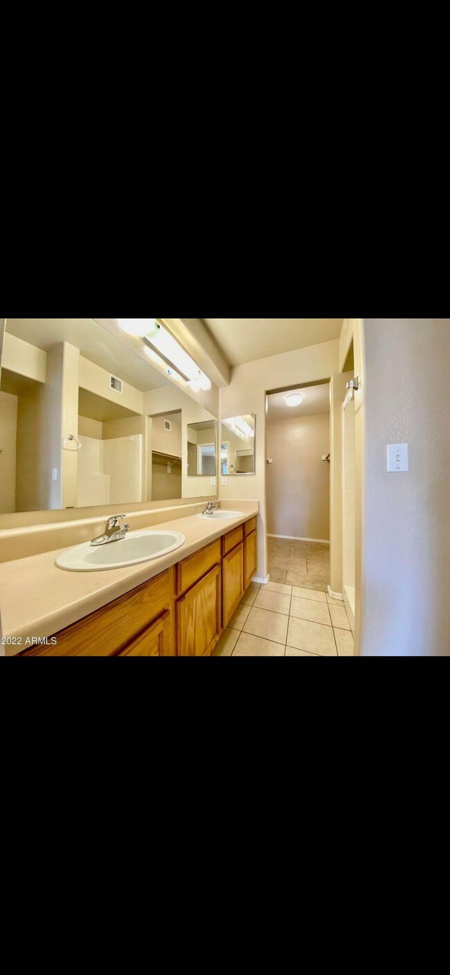Bathroom - 3301 E Earll Dr