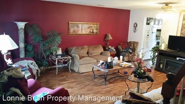 Building Photo - 2 br, 2.5 bath House - 703 Brisa Court