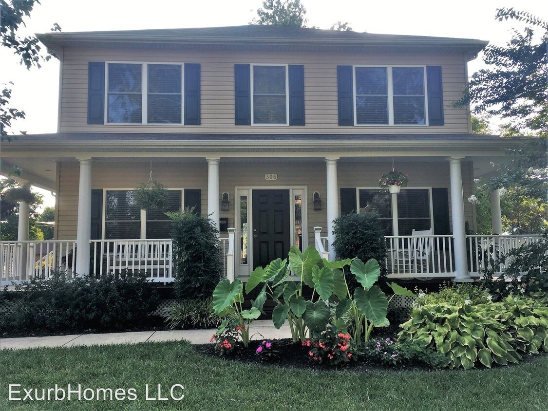 Primary Photo - 306 S Hammonds Ferry Rd
