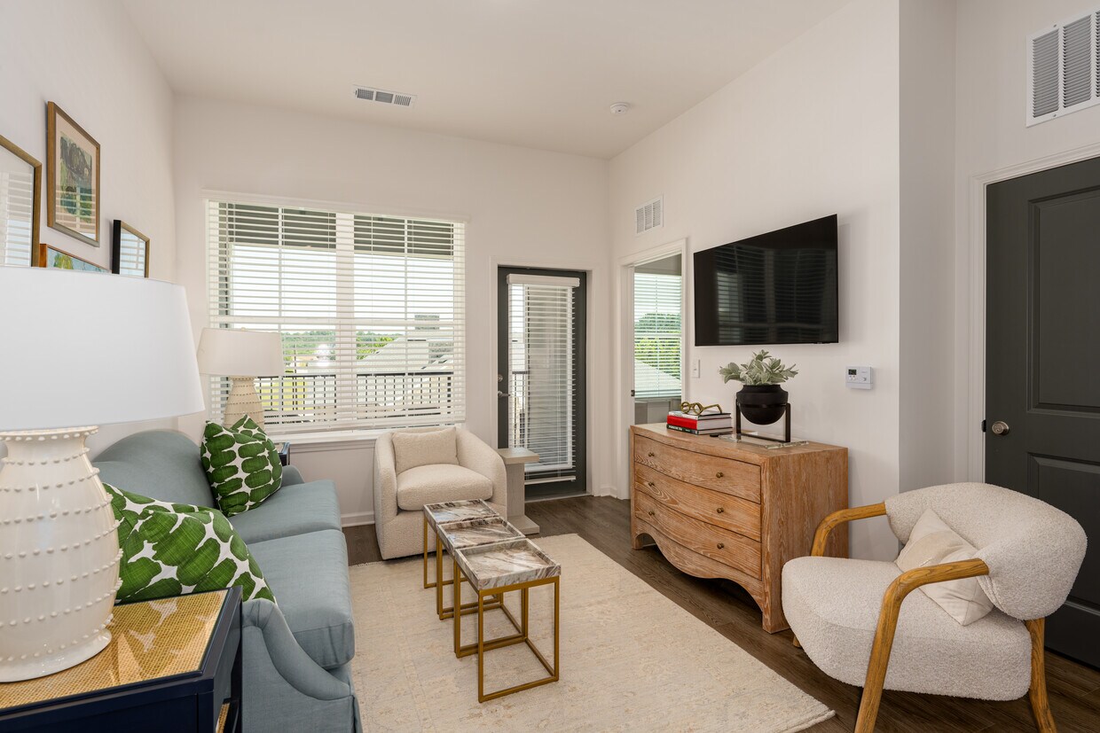 Photo - The Station at Lakeshore Apartments