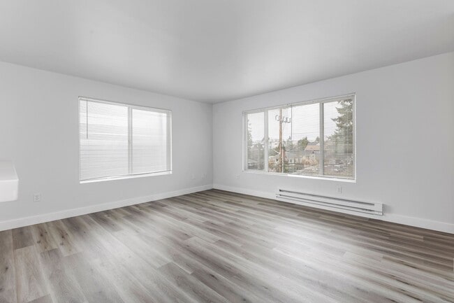 Building Photo - The Hallmark Apartments