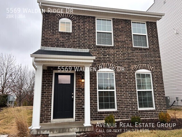 Foto principal - Modern 2-Bed Townhome in Walden Ridge – Ac...