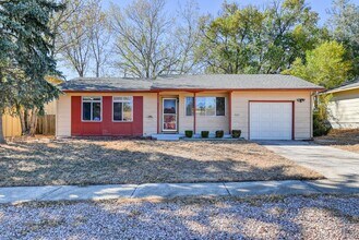 Building Photo - 3403 Greenwood Cir