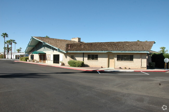 Building Photo - The Highlands at Brentwood