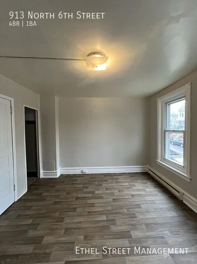 Foto del edificio - 913 N 6th St