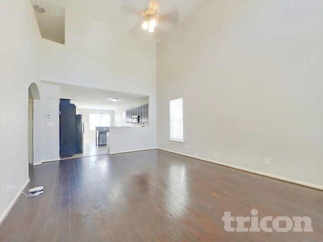 Foto del edificio - 1422 Collins Dr