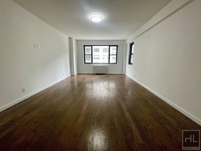 Building Photo - EAST 56 STREET