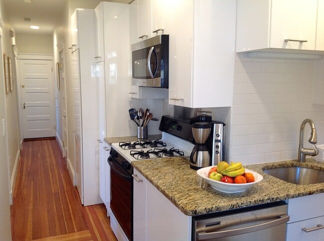 KITCHEN - 41 Fairfield Street