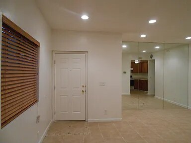 Foto del edificio - 730 W 4th St