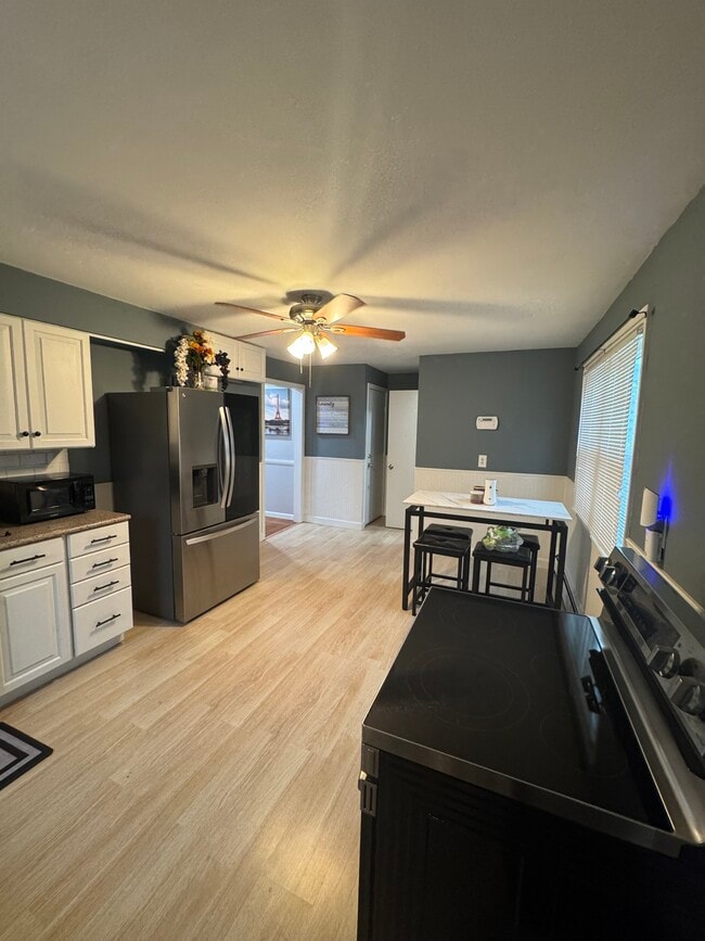 Foto del edificio - 230 Stonybrook Rd