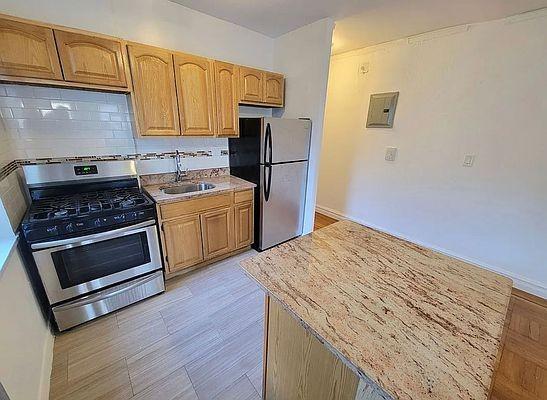 Foto principal - 1 bedroom in BRONX NY 10457