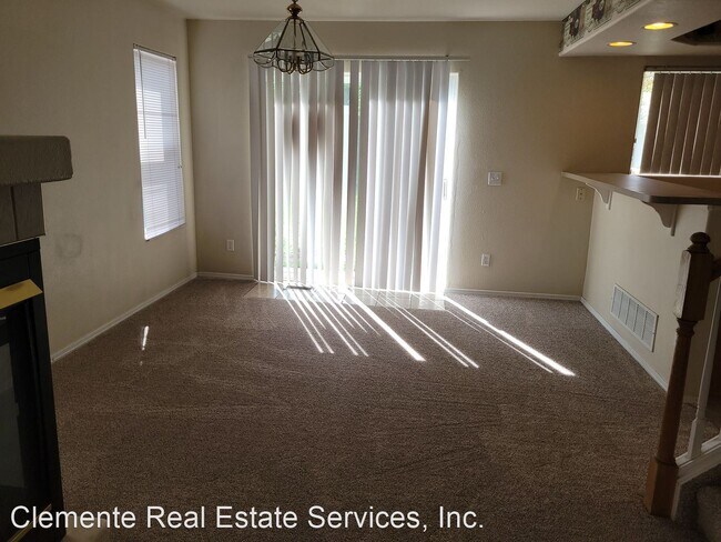 Building Photo - 4 br, 4 bath House - 2392 Pinyon Jay Drive