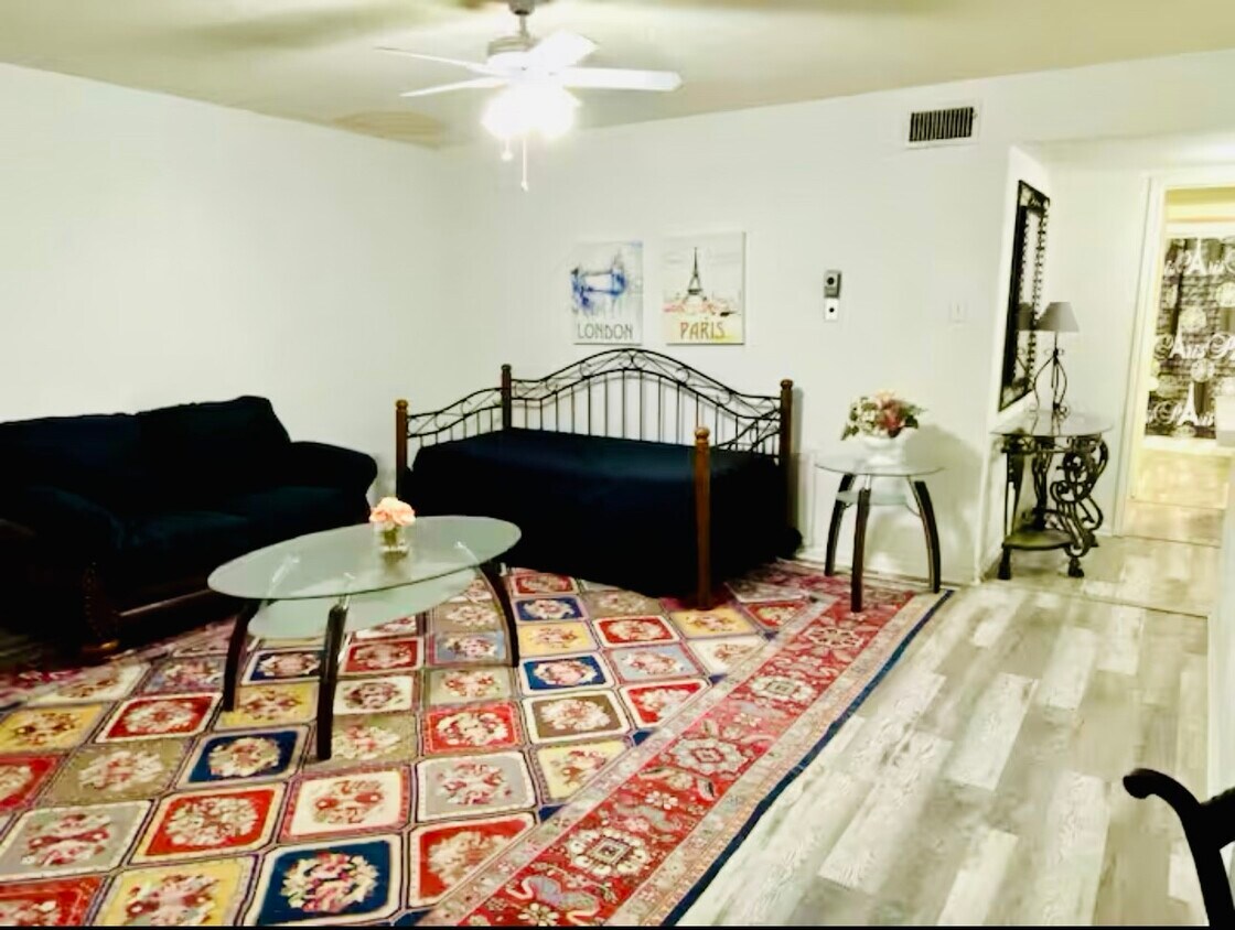 Foto principal - 7900 Westheimer Rd