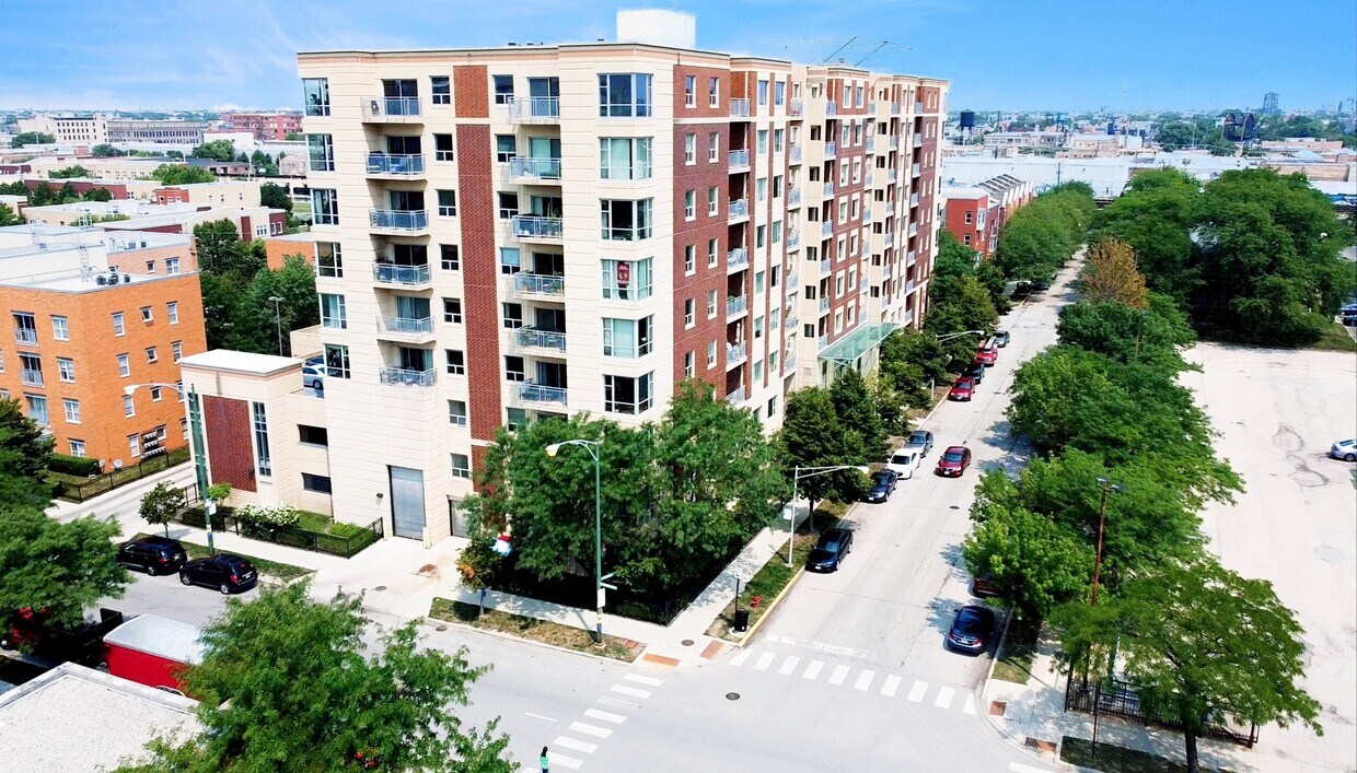 Primary Photo - 100 N Hermitage Ave