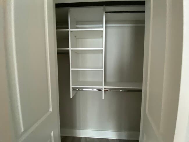 Interior Photo - ONE501