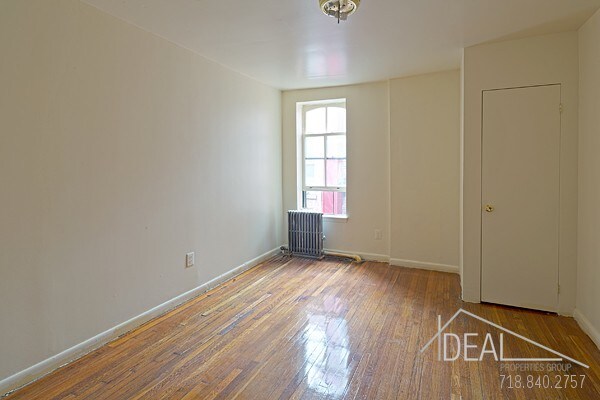 Foto del edificio - Welcome Home! 1 BR in Brooklyn Heights!