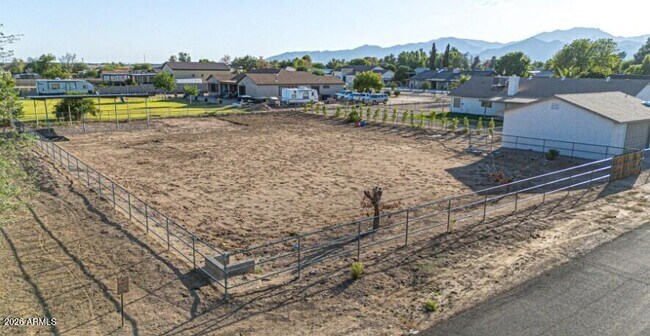 Foto del edificio - 14039 N 181st Ave