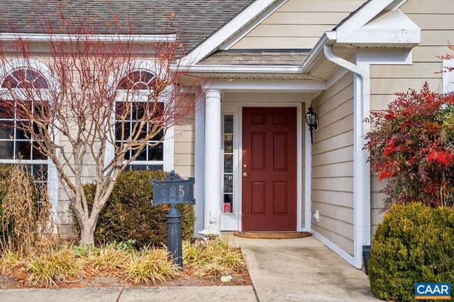 Building Photo - 325 Stone Orchard Dr