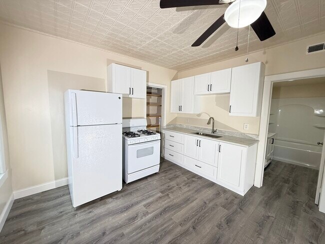 Foto del edificio - 227 White St