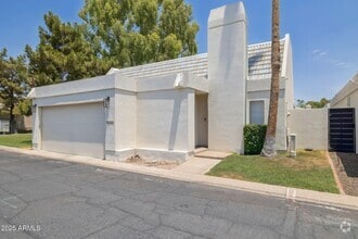 Building Photo - 5311 N 25th St