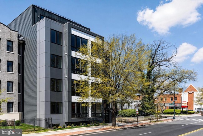 Building Photo - 4804 Georgia Ave NW