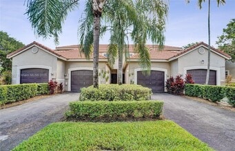 Building Photo - 1210 Sorrento Dr