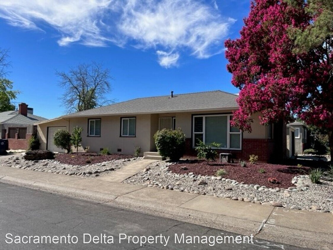 6025 8th Ave, Sacramento, CA 95820 House Rental in Sacramento, CA