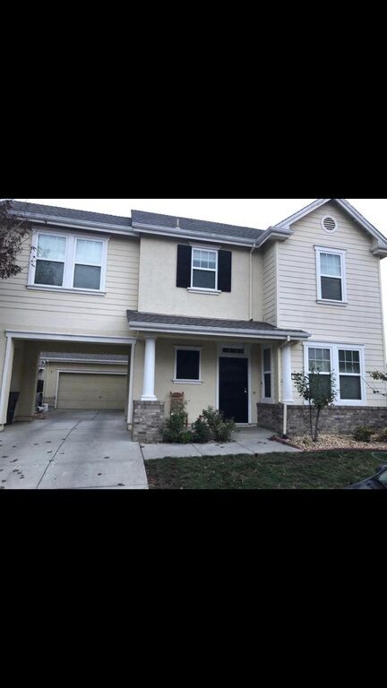 Foto principal - 195 Rai Estates Ct