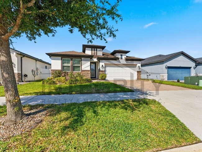 Foto del edificio - 34266 Radley Wy