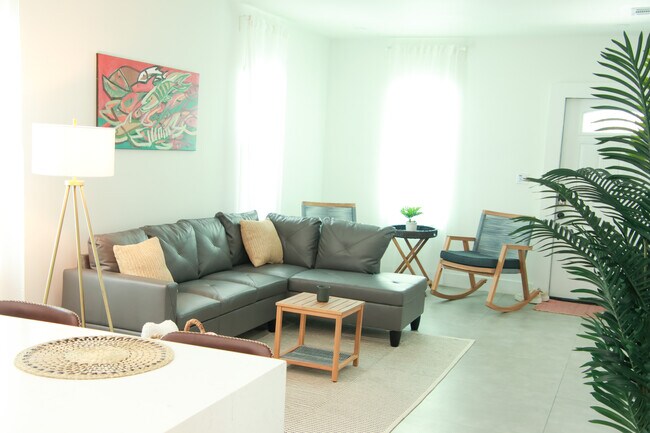 Foto del edificio - 920 SW 4th Ave