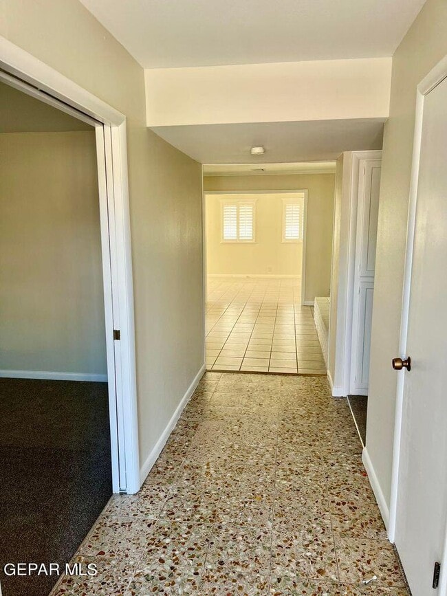 Building Photo - 441 Pocano Ln