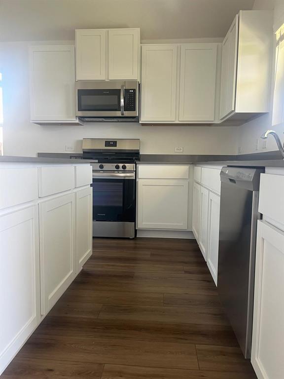 Foto del edificio - 4240 Rimrock Rose Ln