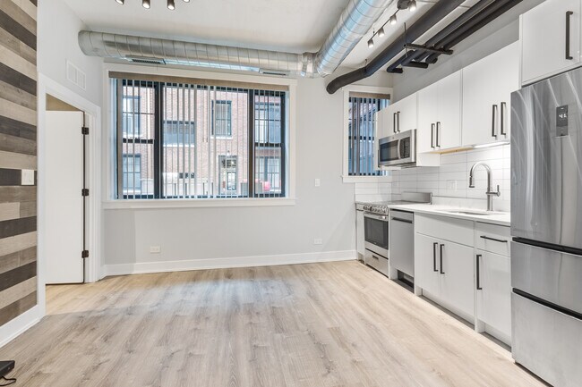 Foto del edificio - 7645 N Sheridan Rd