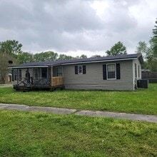 Building Photo - 5828 Augo Ln