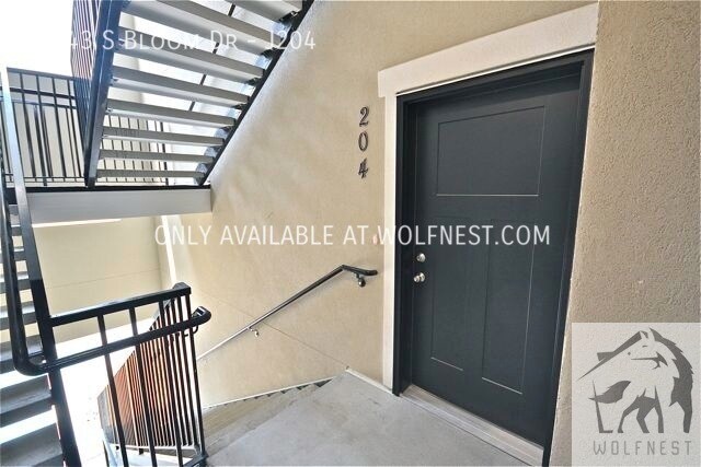 Foto del edificio - Stunning 3 Bed Herriman Condo! No Deposit ...