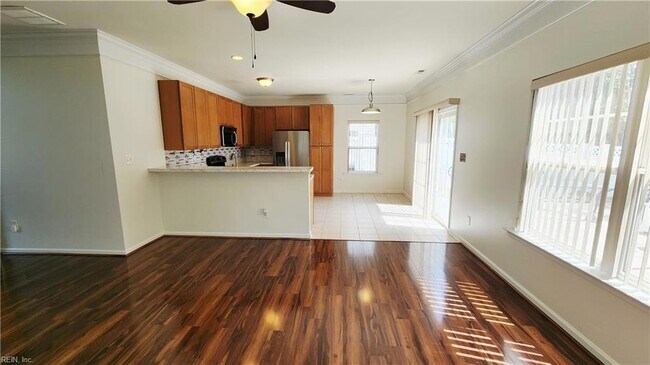 Foto del edificio - 805 Gem Ct