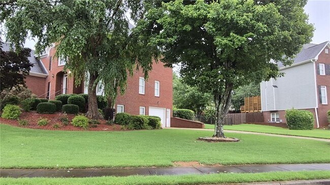 Foto del edificio - 5760 Dovnick Dr SW