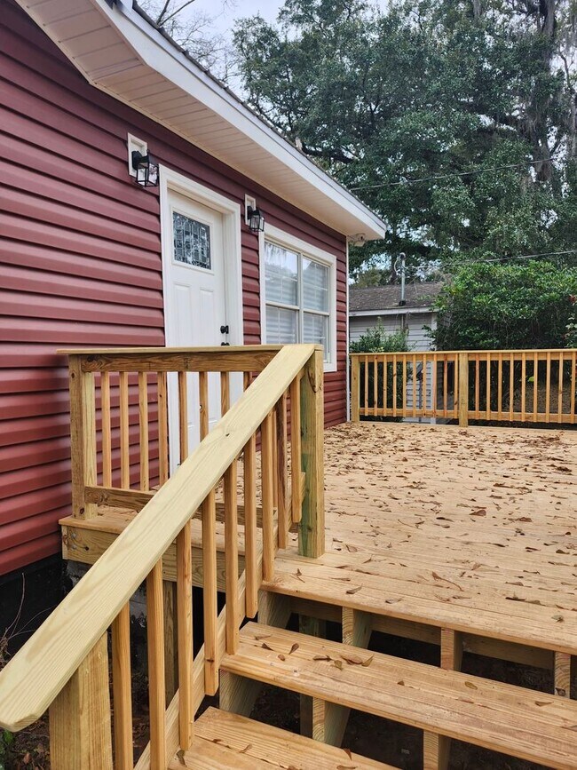 Foto del edificio - Remodeled FAMCEE Home