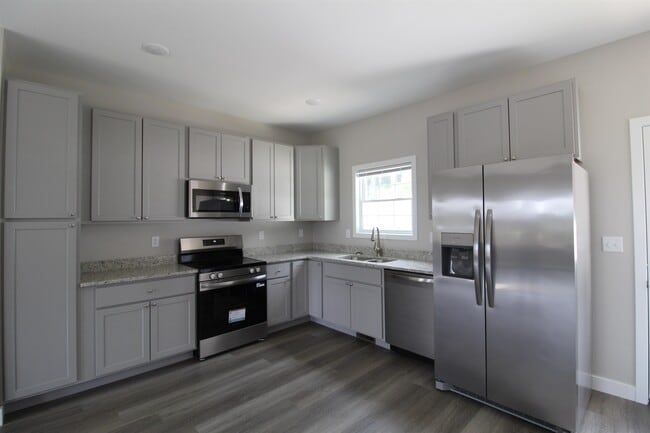 Building Photo - 101 WILLOWSTONE Ct