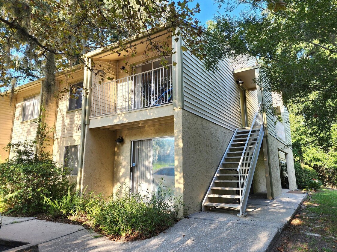 Primary Photo - FOR RENT1 bedroom 1 bath condo first floor